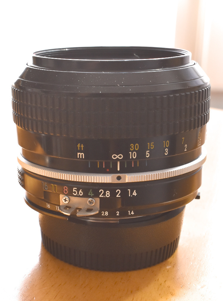 ニコン 50mm F1.4