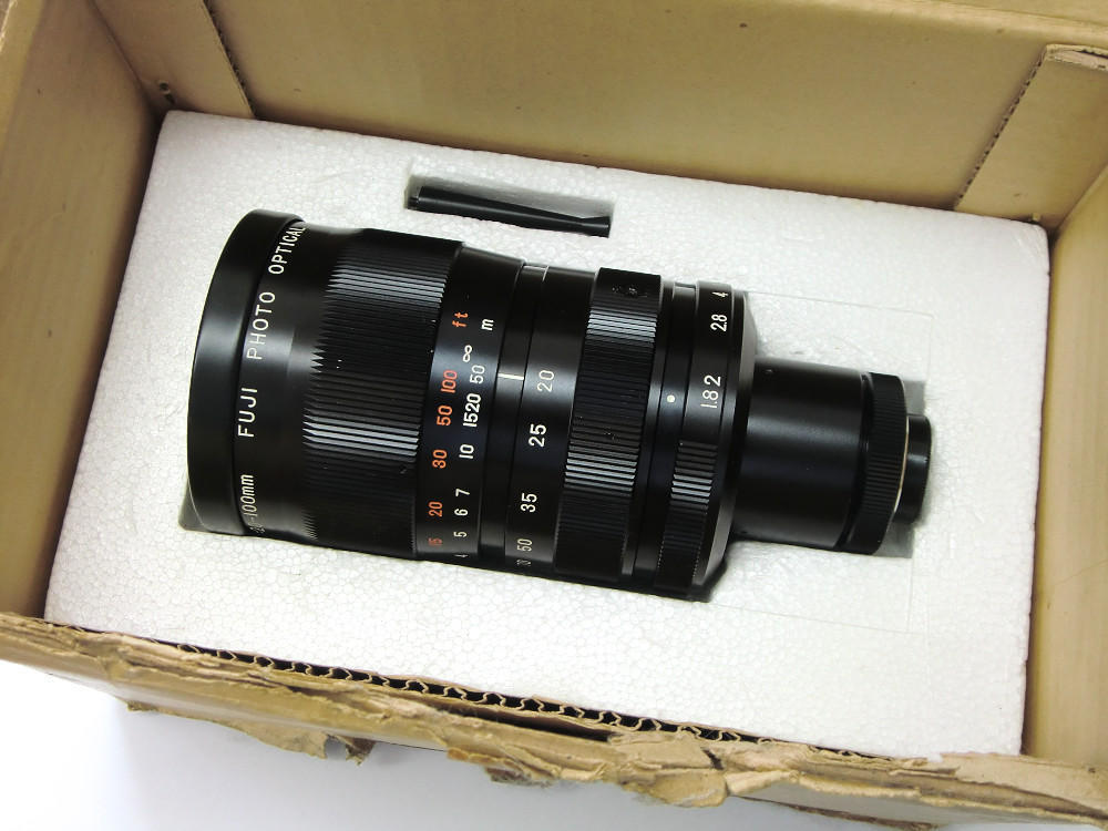 昔のテレビカメラ用、FUJINON-ITV ZOOM LENS 20-100mm/F1.8で撮影！: カメラと写真と猫と